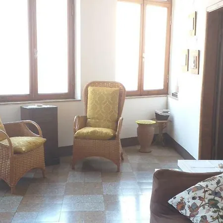 Le Finestre Di San Michele Apartment